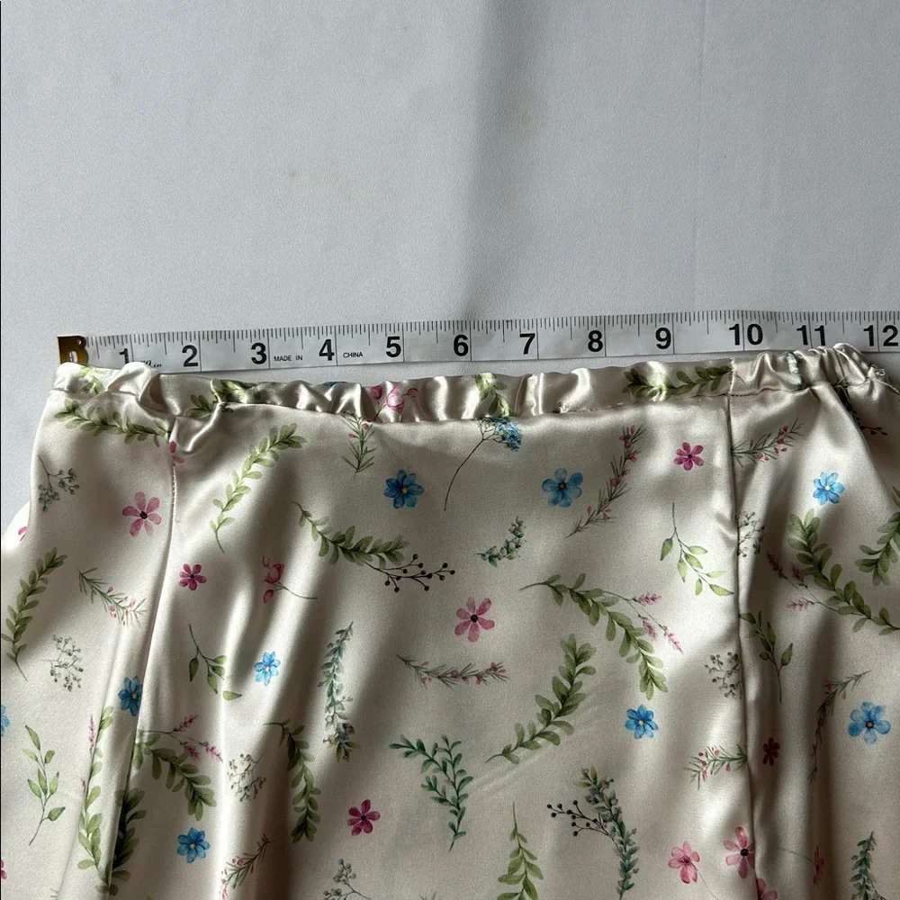 Satin Floral Skirt - Picture 3 of 3